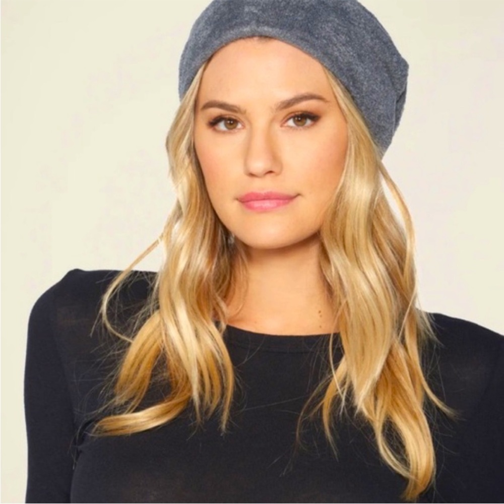 Barefoot Dreams Hat Beanie Womens One Size CozyChic Lite Confetti Blend Soft